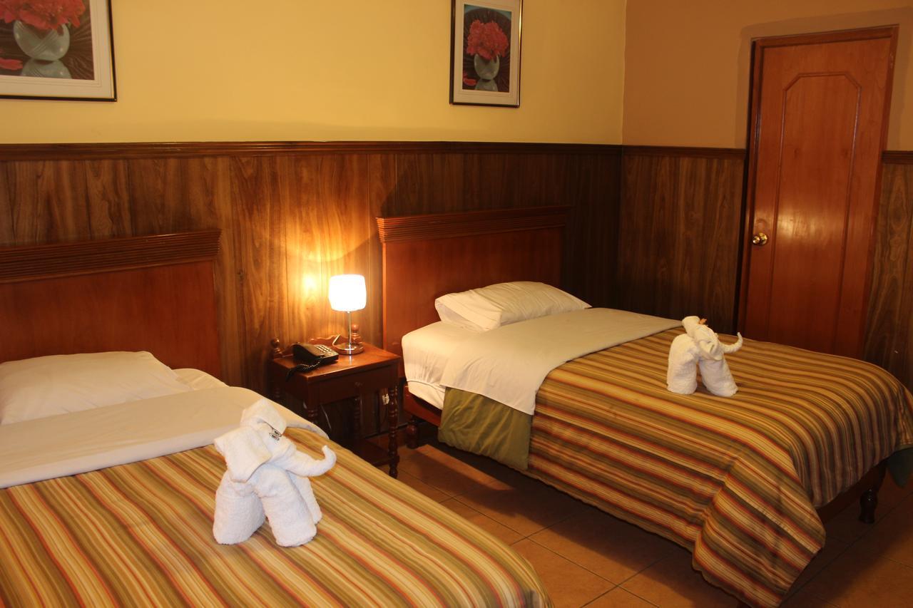 Hotel El Tumi 2 Huaraz  Esterno foto