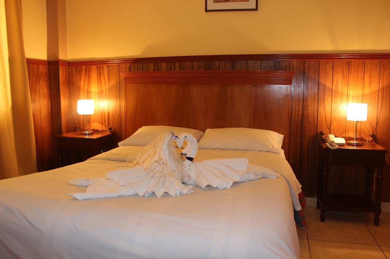 Hotel El Tumi 2 Huaraz  Esterno foto