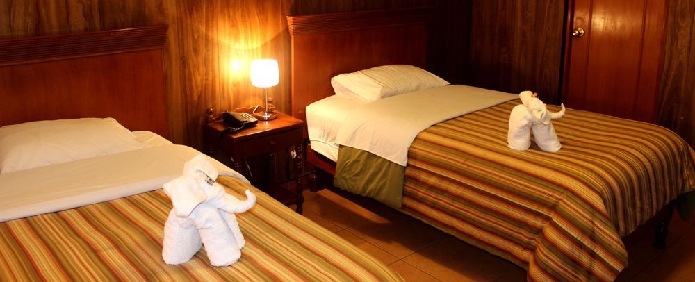 Hotel El Tumi 2 Huaraz  Esterno foto